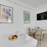Charming Studio For 2 - Near Voltaire & 11Th Arr Town Hall, Paris